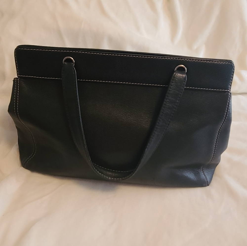 Vintage Chanel Executive Black Caviar Silver Hardware Tote - Picture 10 of 16